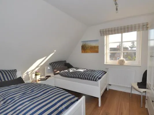 Doppelhaushaelfte Frederike Feriehus